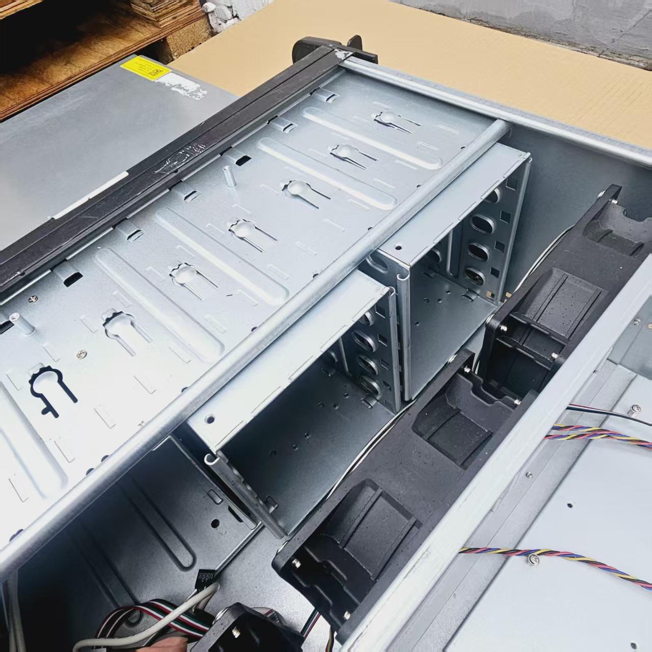 Châssis de serveur en rack ind - 8 Gpu 4U Server Chassis avis et prix